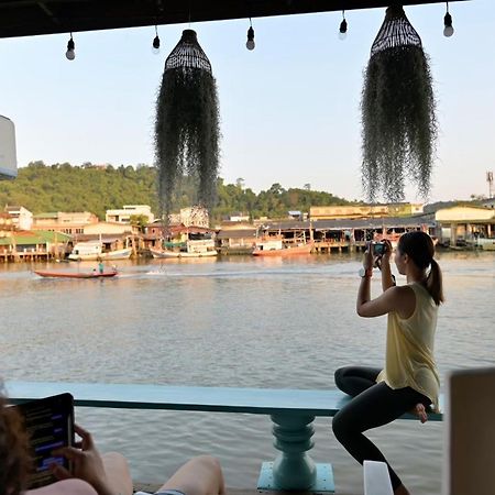 Rub Lom Chom Klong Homestay Chumphon Exteriör bild